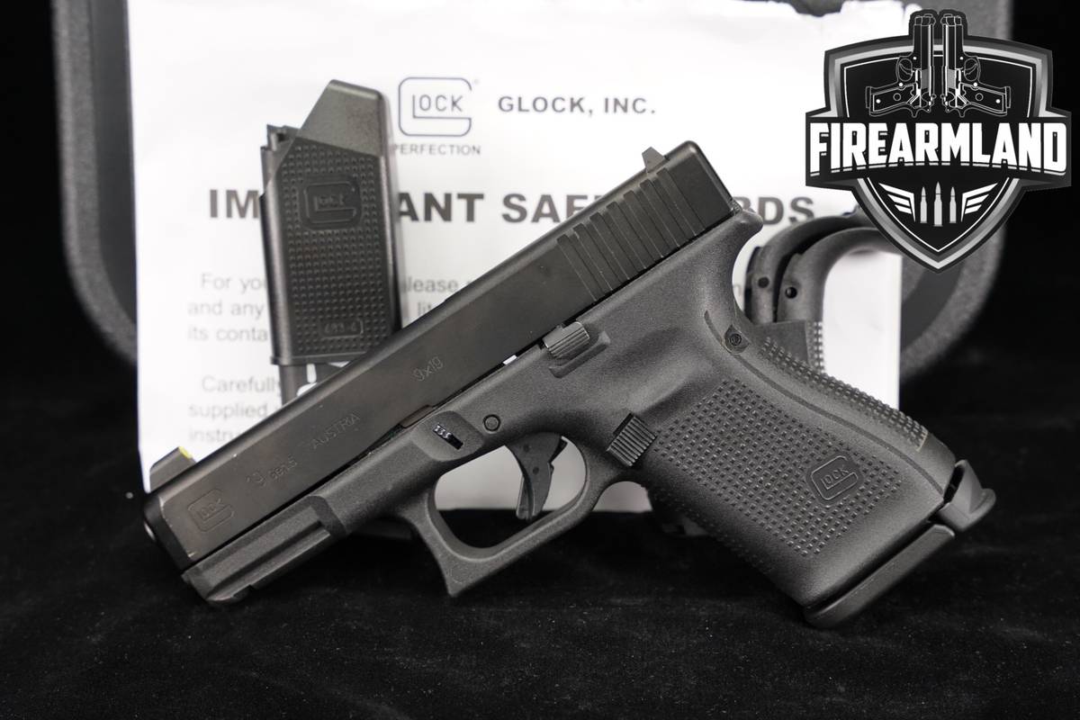 Glock 19 Gen5 G19 Gen 5 9mm 4.02 +2 MAGS & ORIG CASE