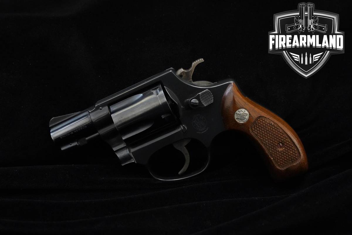 VINTAGE 1967 Smith & Wesson (S&W) Model 36 38 Special 2" Blued S&W 36 DA/SA