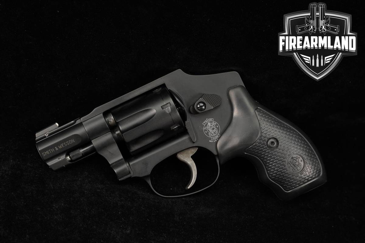 Smith & Wesson Model 351C AirLite 22-WMR 1.875" +ORIG BOX
