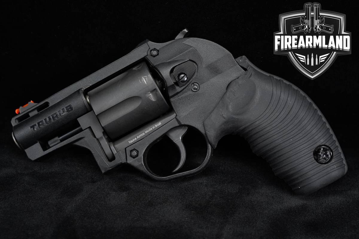 SNUB NOSE Taurus 605 Poly Protector 357 Magnum 2" +ORIG BOX