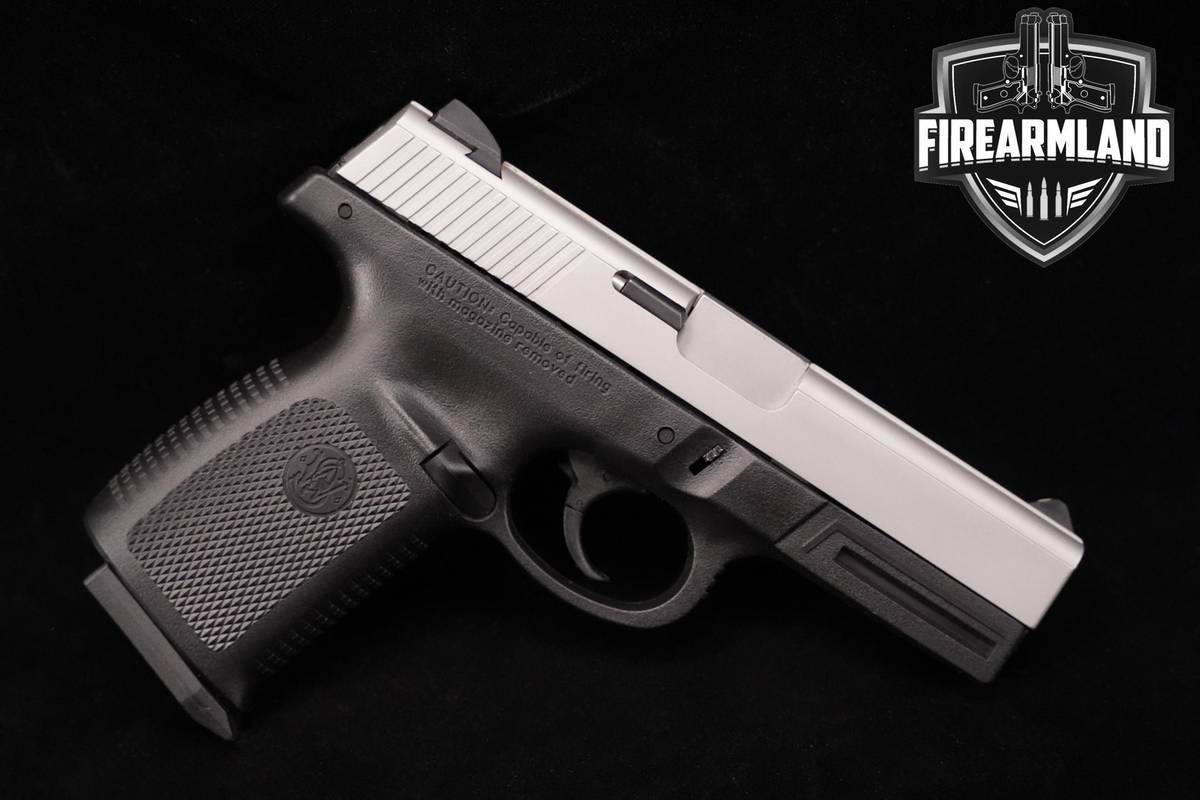 Smith & Wesson SW40VE 40-S&W 4" Stainless S&W SW40VE +2 MAGS