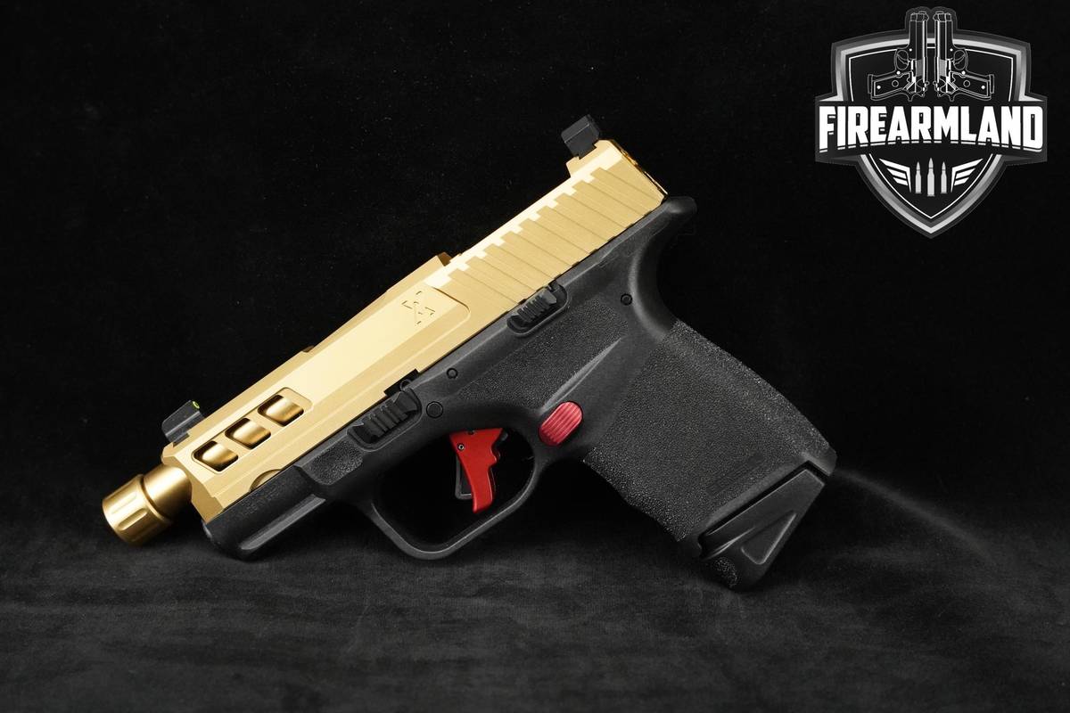 Springfield Armory Hellcat OSP 9mm 3.8" Two-Tone Hellcat +3 MAGS & ORIG BOX