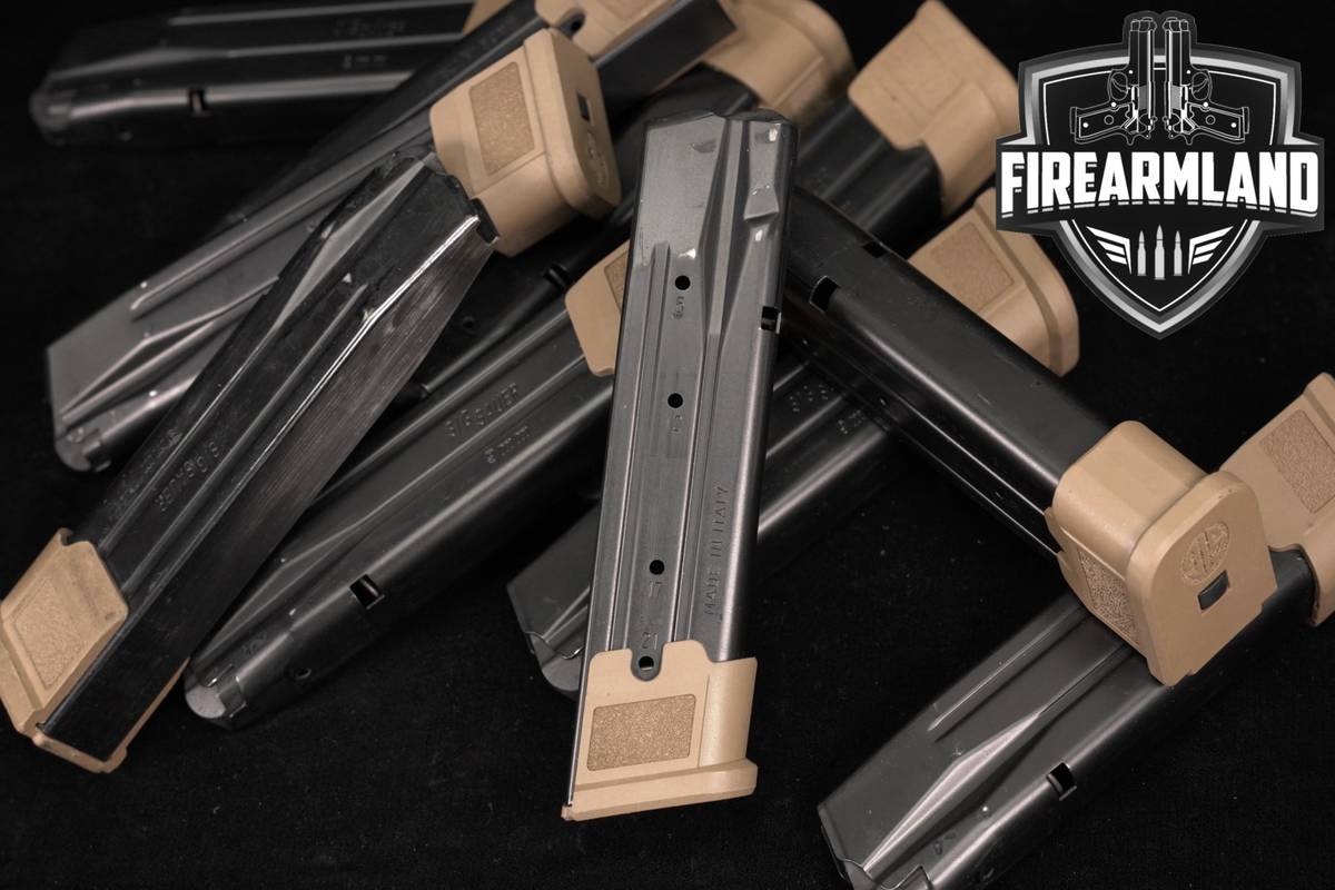 TWELVE (12) Sig Sauer P320 21 Round Magazines 9mm Luger P-320 Mags