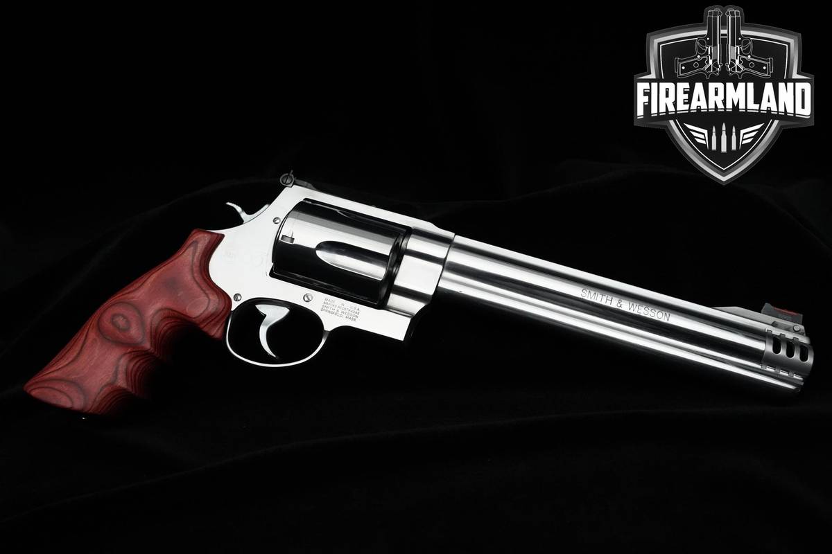 Smith & Wesson (S&W) 500 8.38 Stainless Steel 500 S&W +ORIG CASE