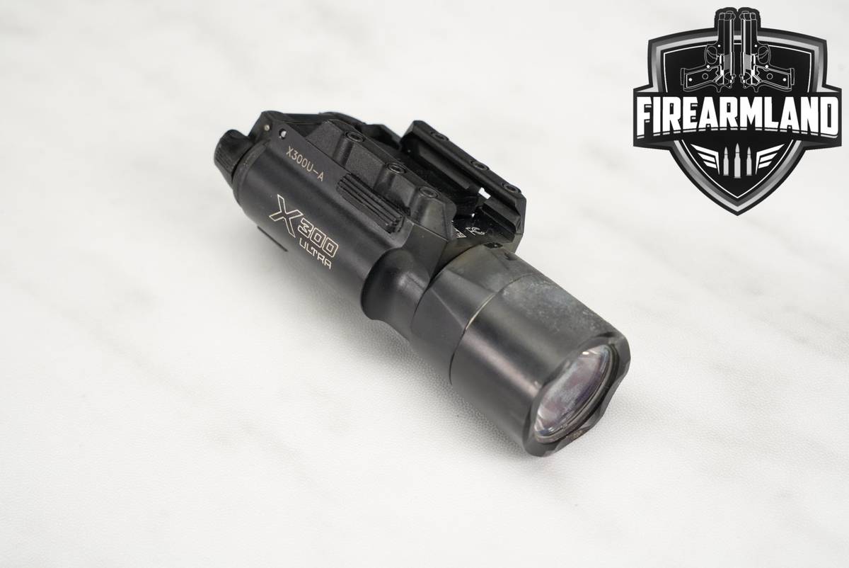 SureFire X300 Ultra X300U-A 1000 Lumens & 11,300 Candela Weapon Light X-300