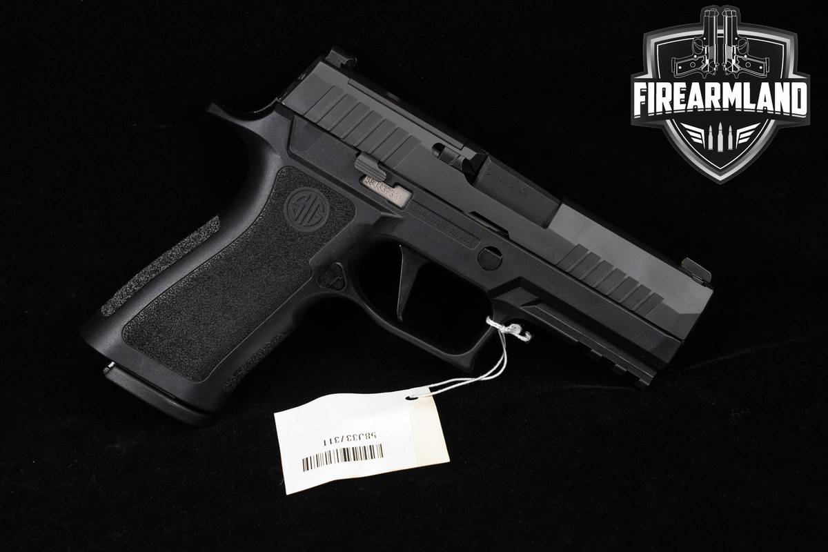 LNIB Sig Sauer P320 XCarry Pro 9mm 3.9" P-320 X-Carry +3 MAGS & ORIG CASE