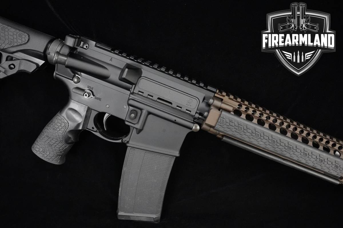 Daniel Defense DDM4 M4A1 5.56 NATO Two-Tone DDM4-M4A1 M4-A1 DD-M4 ORIG CASE