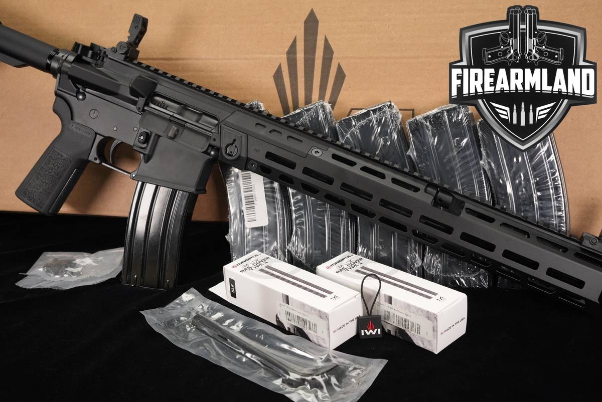 ISRAEL WEAPON INDUSTRIES IWI Z15 ARAD AR-15 AR15 Z +6 MAGS, ORIG BOX