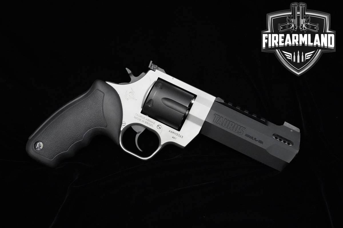Taurus Raging Hunter 44 Magnum 5.12" Two-Tone Taurus-Raging Hunter ORIG BOX