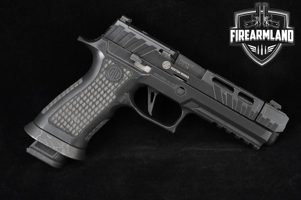 Sig Sauer P320 Spectre Comp Blackout 9mm Sig-Sauer-P320 Custom Works +CASE