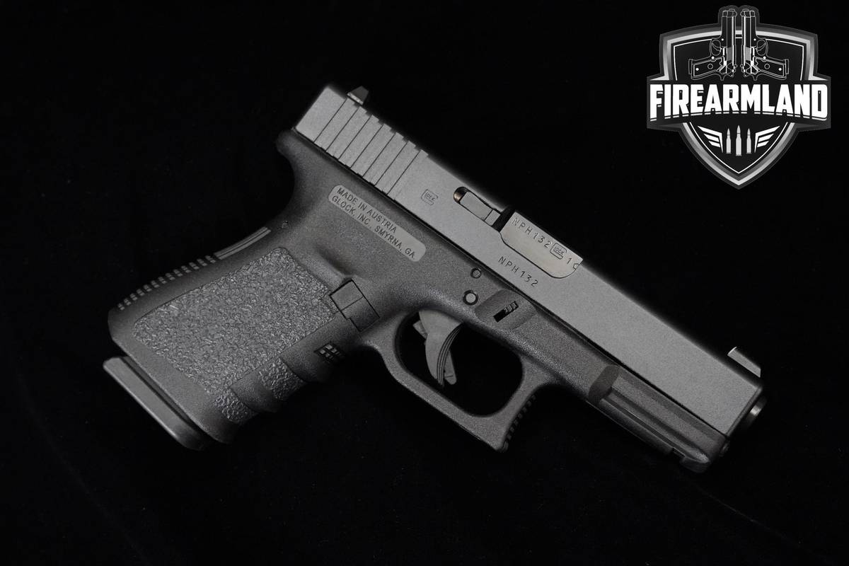 Glock 19 Gen3 9mm 4.02" Glock G19 Gen-3 +3 MAGS, ORIG CASE & HOLSTER