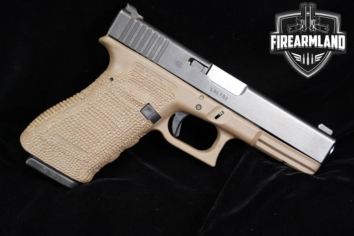 Glock G20 Gen 3 10mm 4.6" Two-Tone Stainless & Tan +2 MAGS