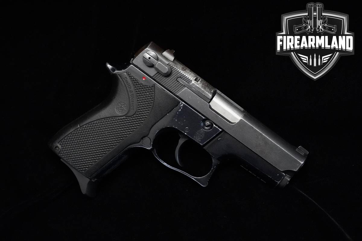 RETRO 1990 Smith & Wesson (S&W) Model 6904 9mm 3.5" Blued S&W 6904 +2 MAGS