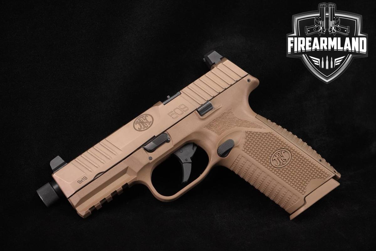 FN 509 Tactical 9mm 4.5" FDE 509T +2 MAGS & ORIG CASE