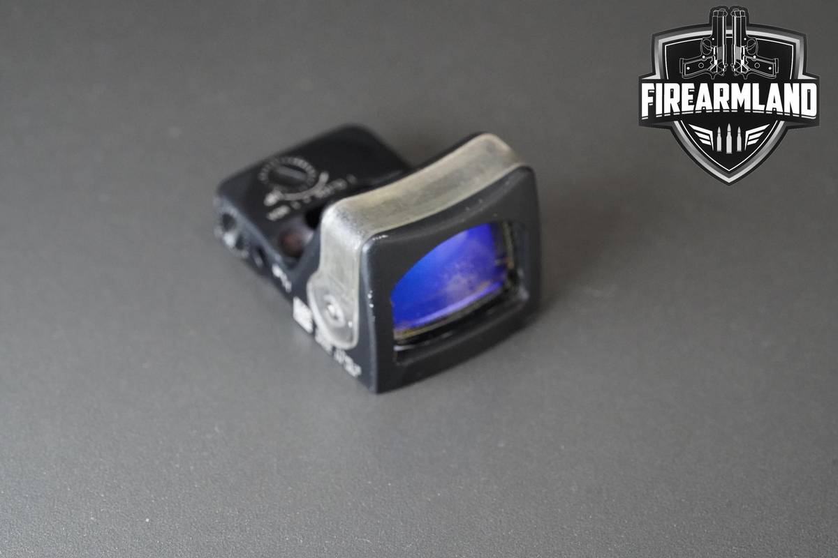 Trijicon RMR RM05 Dual Illuminated 9 MOA Green Dot Trijicon-RMR RM05 OPTIC