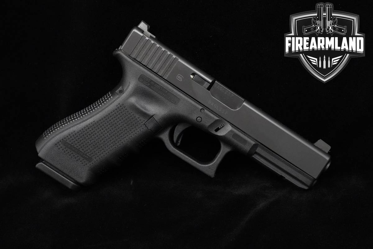 Glock 17 Gen4 9mm Glock G17 Gen-4 +3 MAGS & ORIG CASE