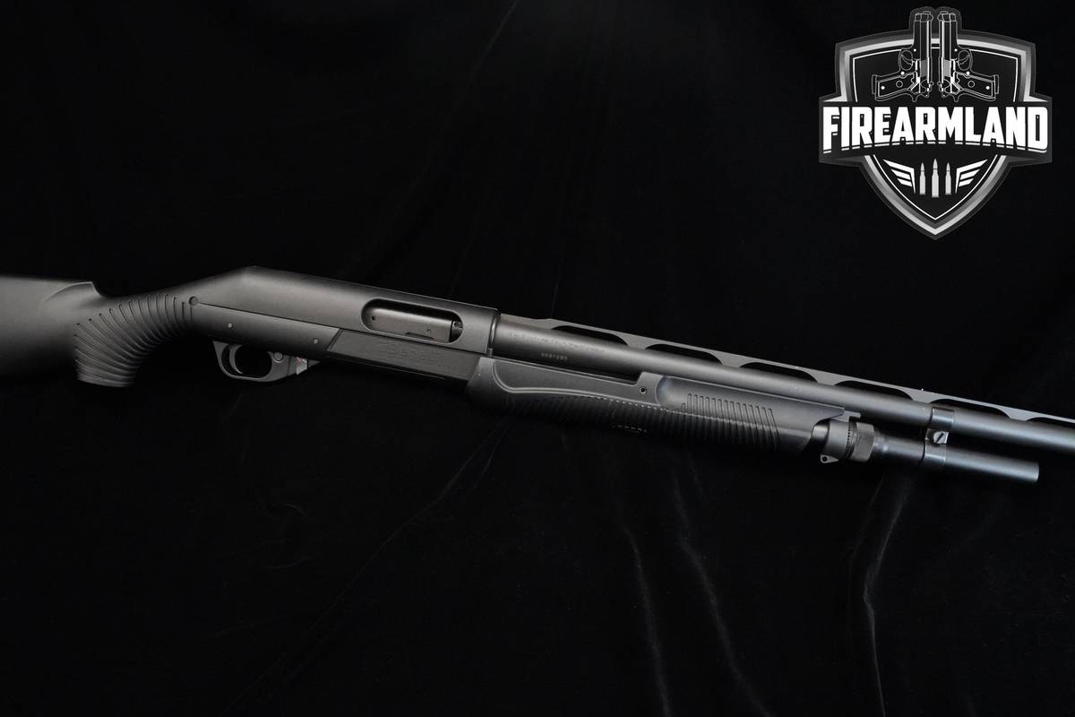 2000 Benelli Nova 12-Gauge 26" Benelli VENT RIB