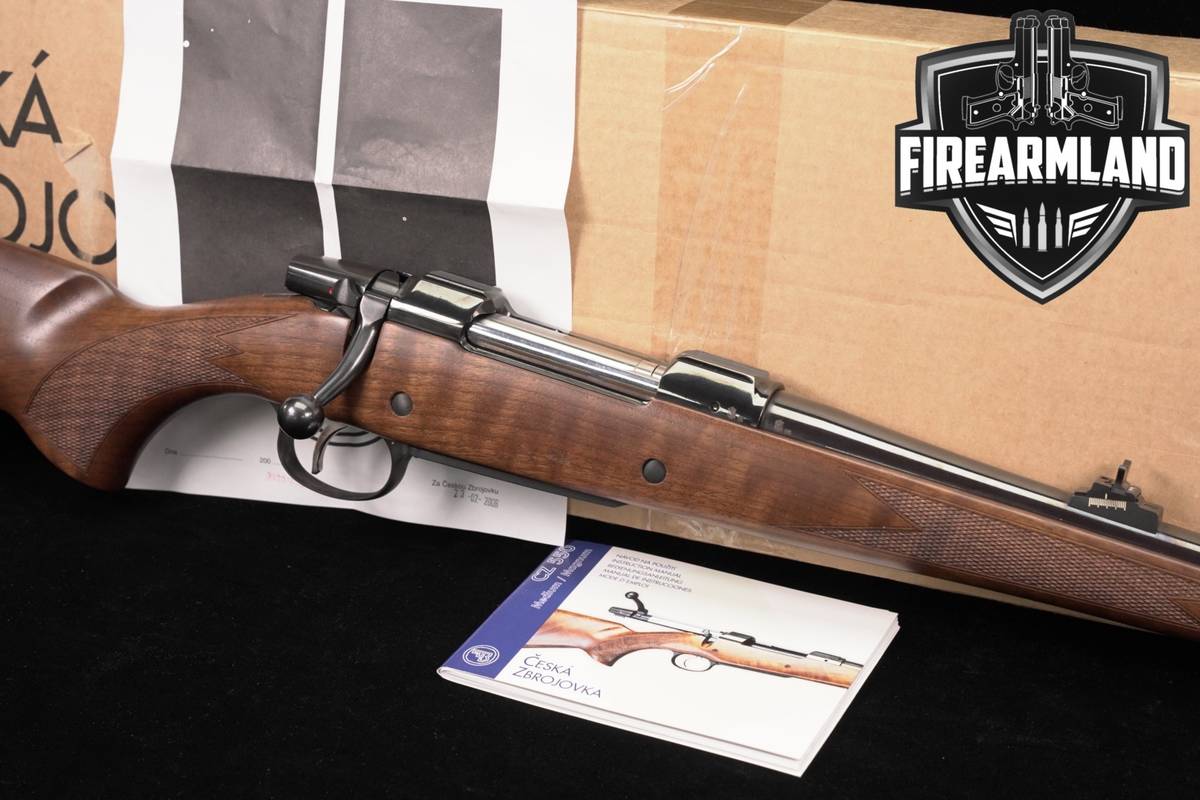 LIKE-NEW CZ 550 Medium Lux 7mm Rem Magnum Mauser 23.6" Blued & Walnut CRF