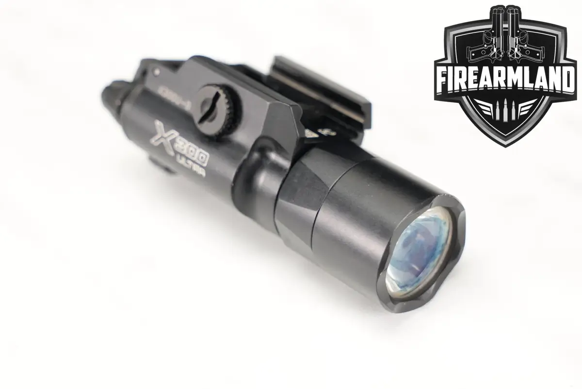 SureFire X300 Ultra X300U-B 1000 Lumens & 11,300 Candela Weapon Light X-300