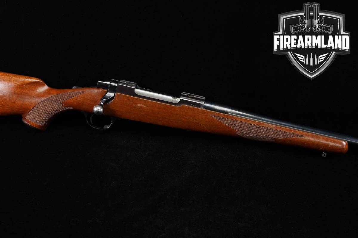 1981 Ruger M77 Standard Rifle 30-06 22 Blued & Walnut