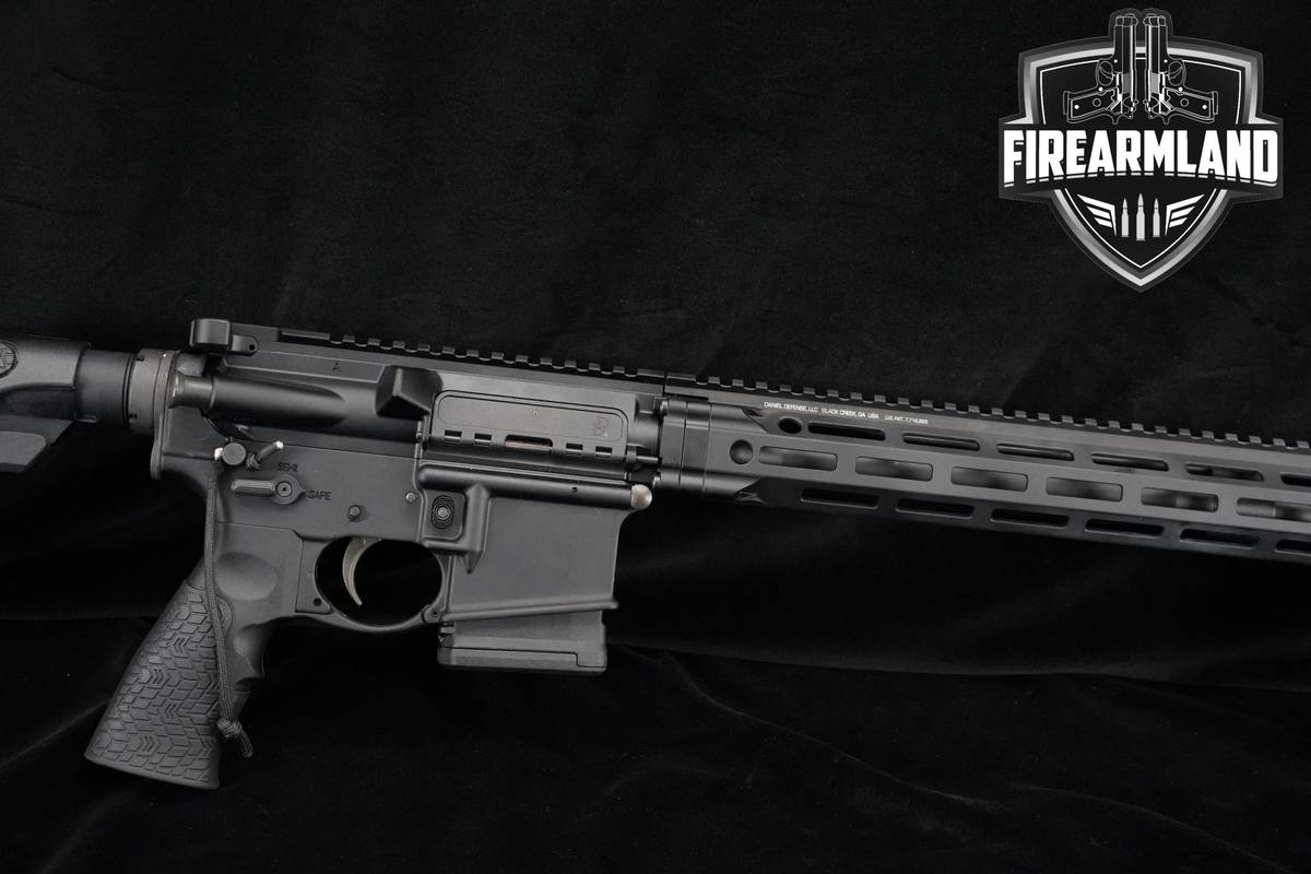 Daniel Defense DDM4V7 California Compliant 5.56 NATO DDM4V7 DD-M4 ORIG CASE