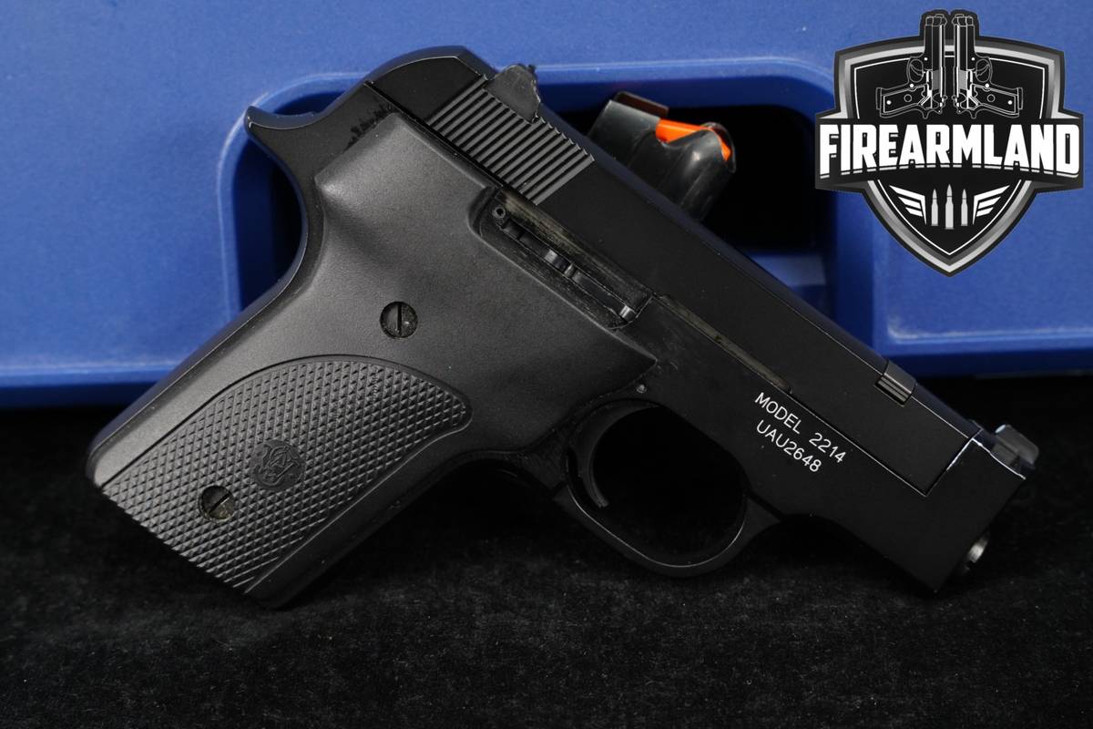 Smith & Wesson Model 2214 S&W 22LR 3" Blued M2214 +2 MAGS & ORIG CASE