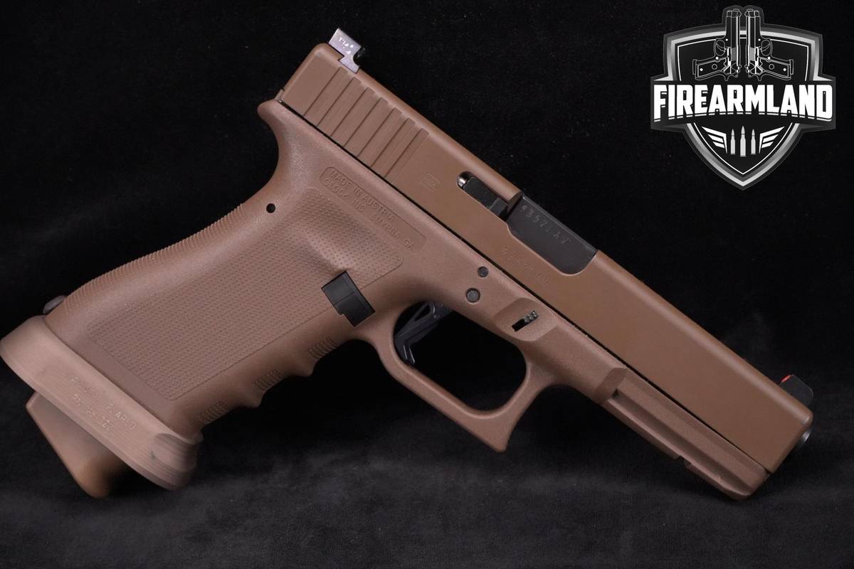 Glock 17 RTF2 Larry Vickers Edition 9mm 4.49" FDE G17 +2 MAGS & ORIG CASE