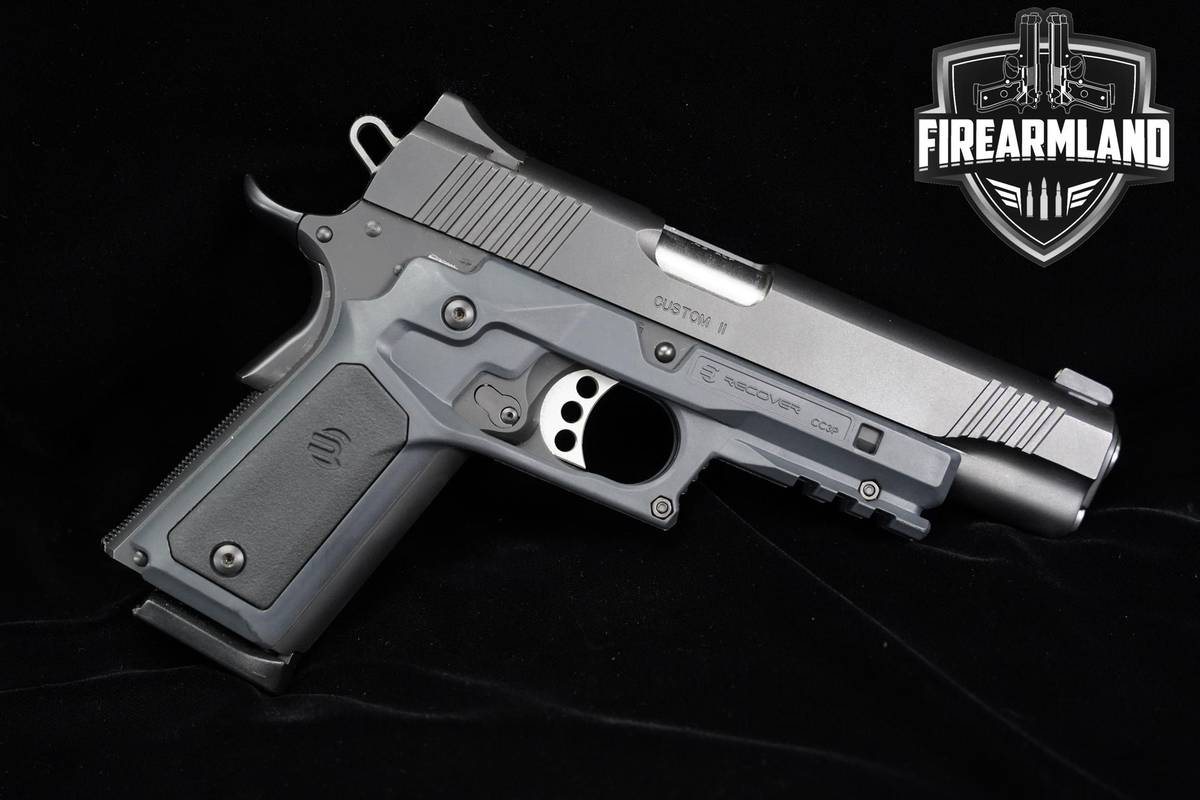 Kimber Custom II 45 ACP 1911 Government 5" Blued +5 MAGS & ORIG CASE