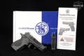 Smith & Wesson (S&W) CSX 9mm Luger Black in Very Good Condition Image 2
