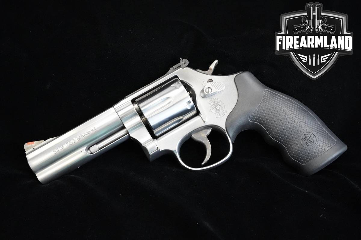 Smith & Wesson (S&W) Model 686-6 4" 357 Magnum S&W 686-6 +ORIG CASE