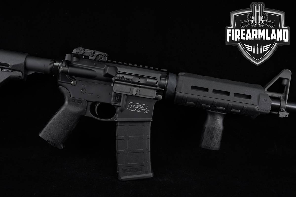 Smith & Wesson S&W M&P-15 MOE Magpul 5.56 NATO AR15 16" AR M&P15 +2 MAGS
