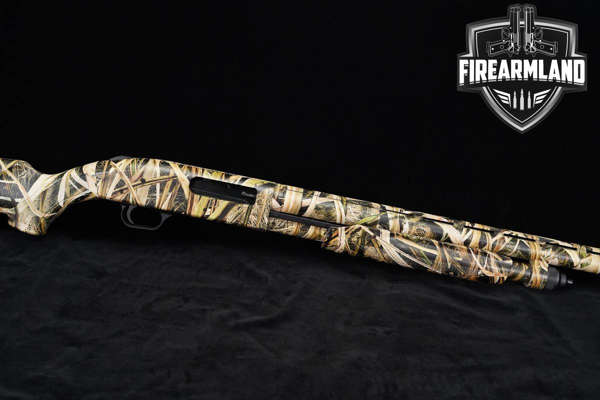 SHADOW GRASS CAMO Mossberg Model 835 Ulti-Mag Waterfowl 12-Gauge 28"