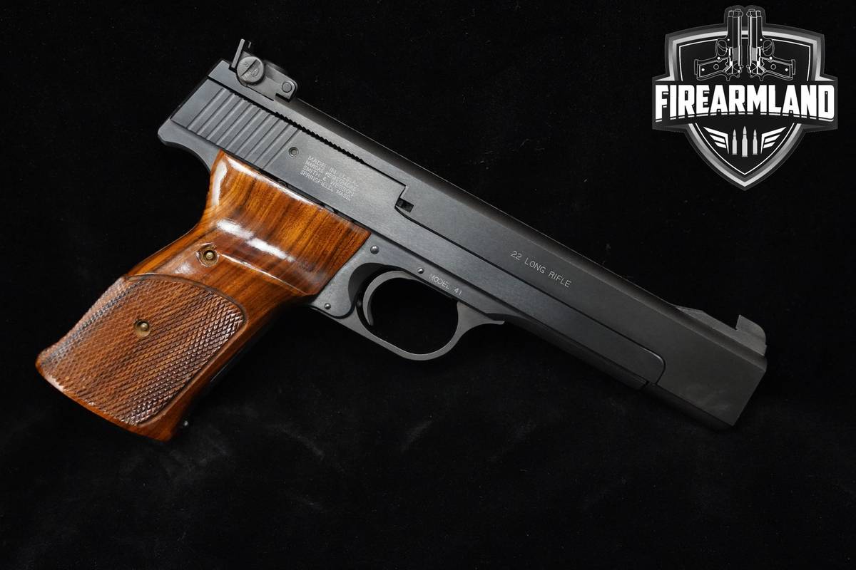 Smith & Wesson (S&W) Model 41 22-LR 5.5" Blued S&W 41 Target +2 MAGS