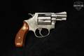 1971-1972 Smith & Wesson (S&W) Model 36 Chiefs Special .38 Spl. Bright Nickel in Good Condition Image 3
