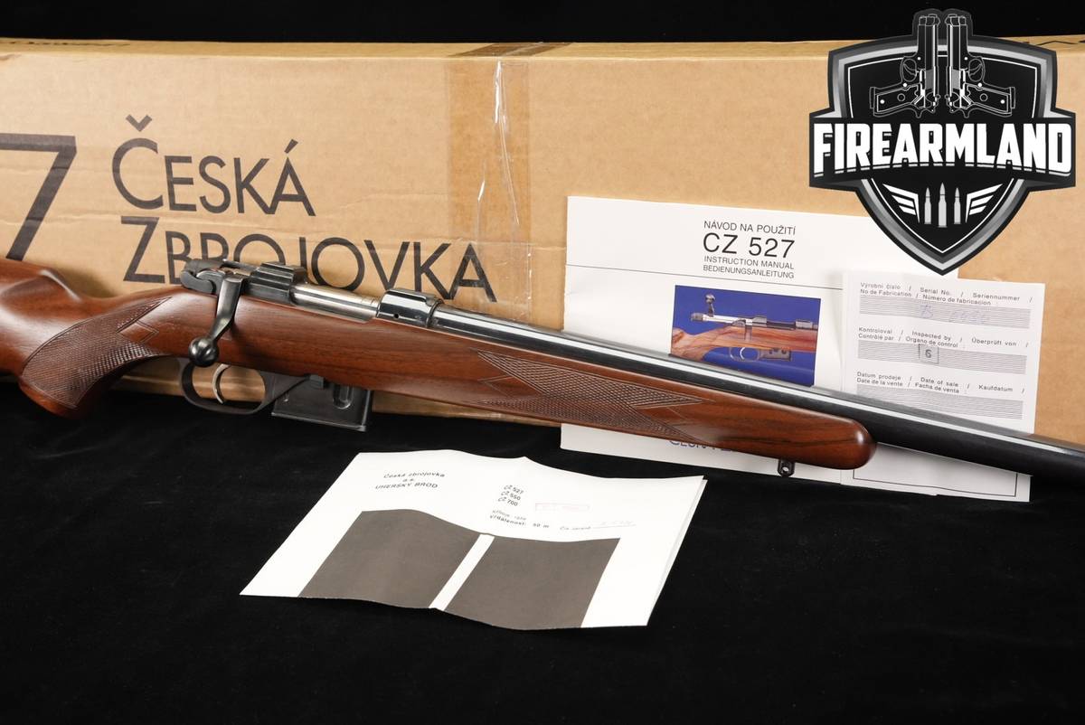 CZ 527 Varmint 17 Rem 24" Blued & Walnut CZ527 +ORIG BOX