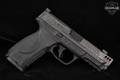 Smith & Wesson (S&W) M&P9 M2.0 Performance Center Metal Carry Comp 9mm Luger Gray in Excellent Condition Image 4
