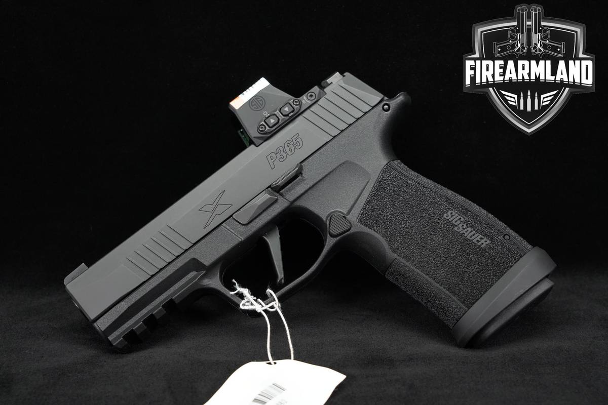 LNIB Sig Sauer P365 XMacro 9mm 3.7" P-365 Macro +3 MAGS, OG CASE & ROMEO-X
