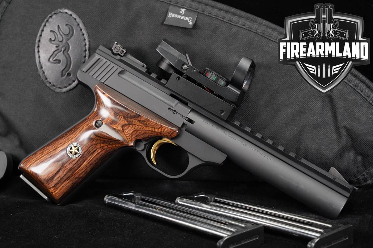Browning Buck Mark Field Target 22LR 5.5" +3 MAGS, CASE, CVLIFE OPTICS