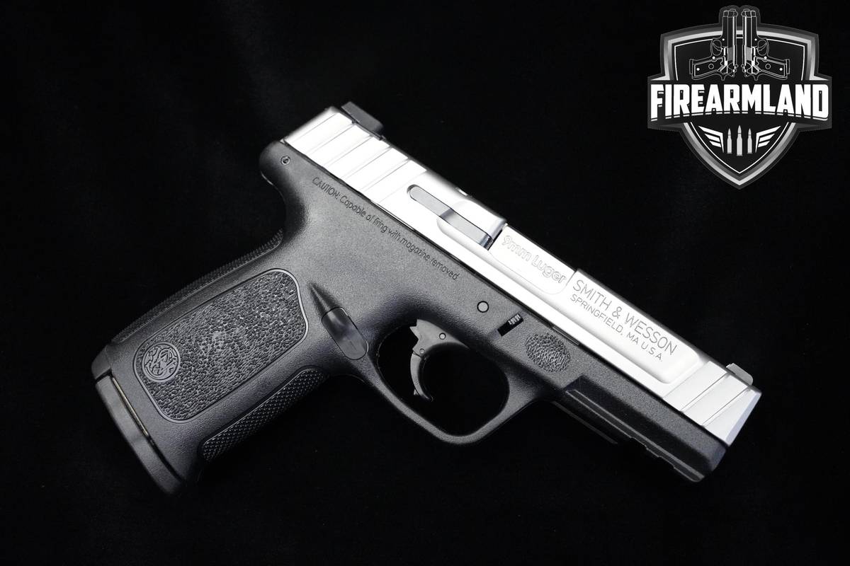 Smith & Wesson (S&W) SD9 VE 9mm 4" S&W SD9 SD-9 +2 MAGS & ORIG BOX