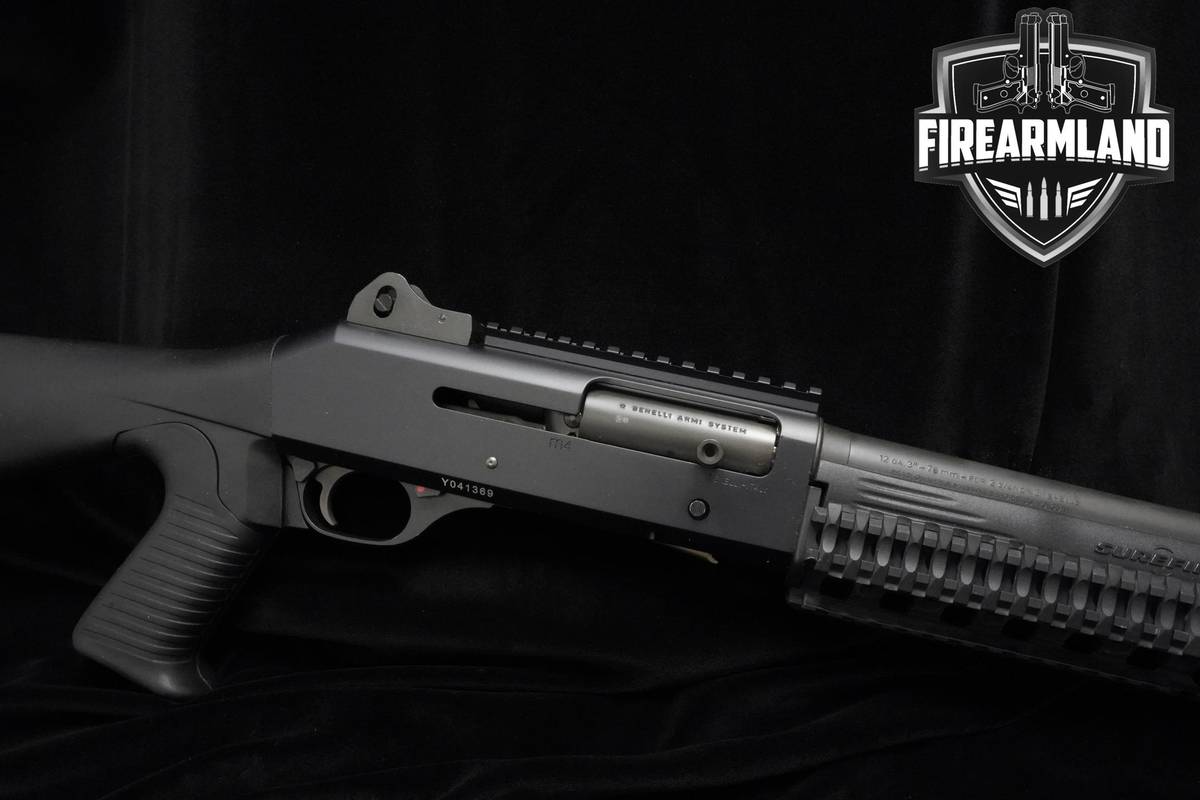 LIKE-NEW Benelli M4 Tactical Entry Short Barreled Shotgun 12ga. Benelli SBS