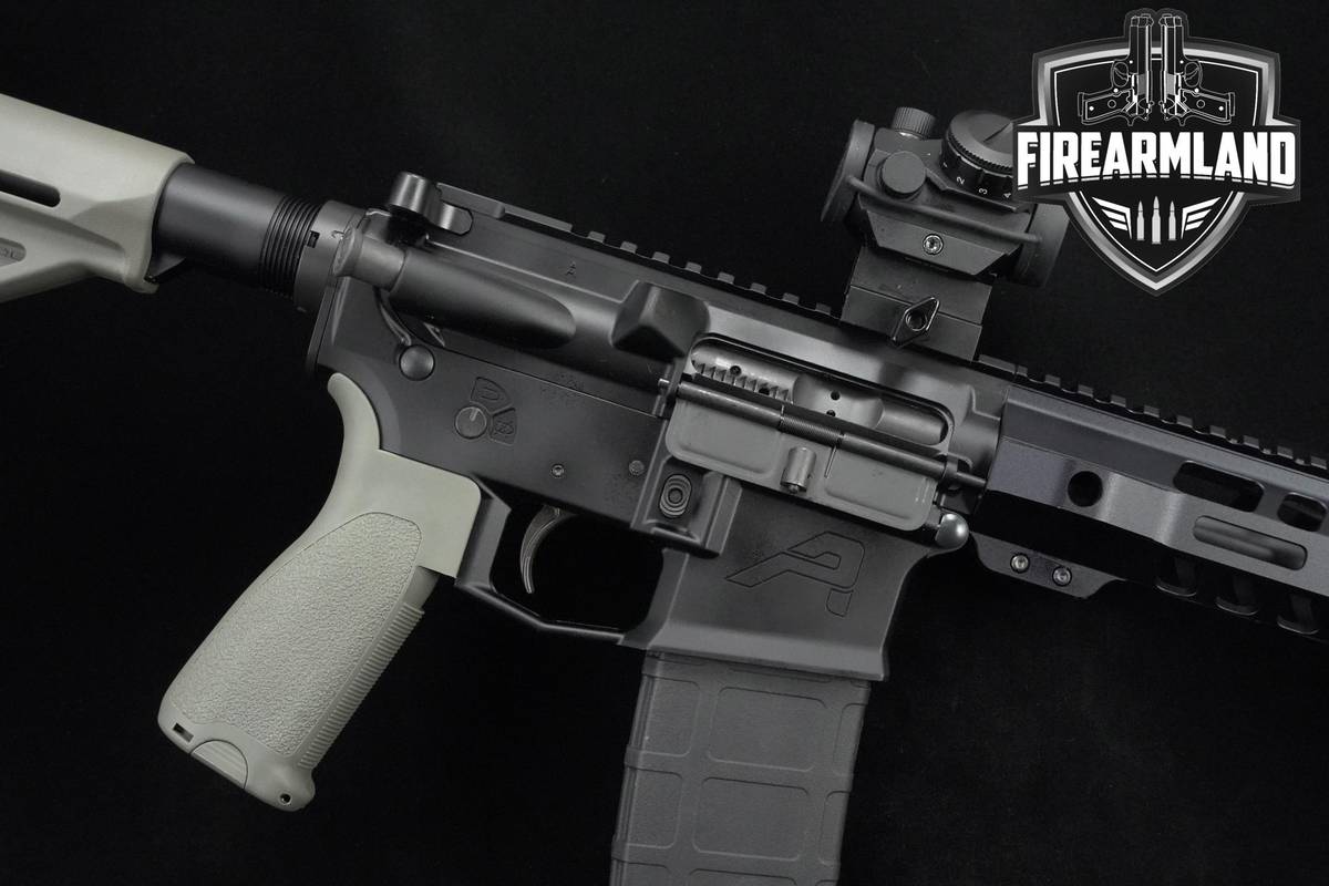 Aero Precision M4E1 5.56 NATO AR-15 AR15 AR 16" Aero-Precision M4E1 +OPTIC