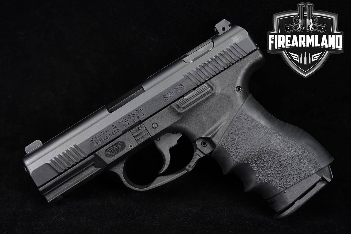 Smith & Wesson S&W SW99 4" 9mm DA/SA +3 MAGS & ORIG CASE