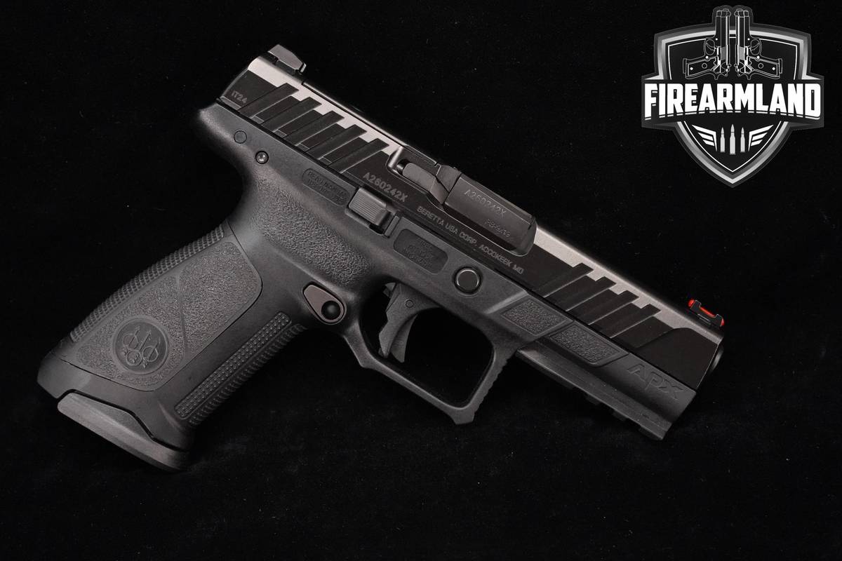 Beretta APX A1 FS 9mm 4.25" +2 MAGS & ORIG CASE