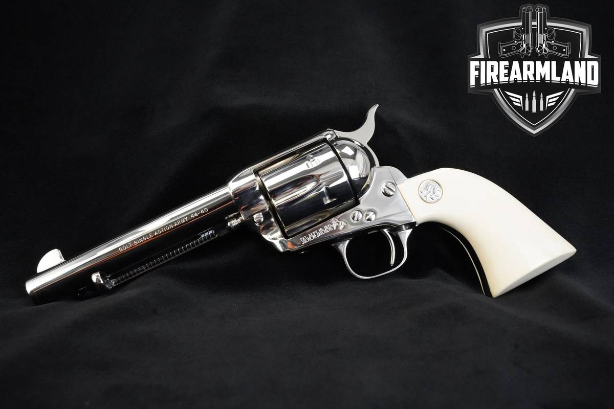 LNIB 1989 Colt Single Action Army Gen 3 44-40 Win 5.5" Colt SAA Nickel