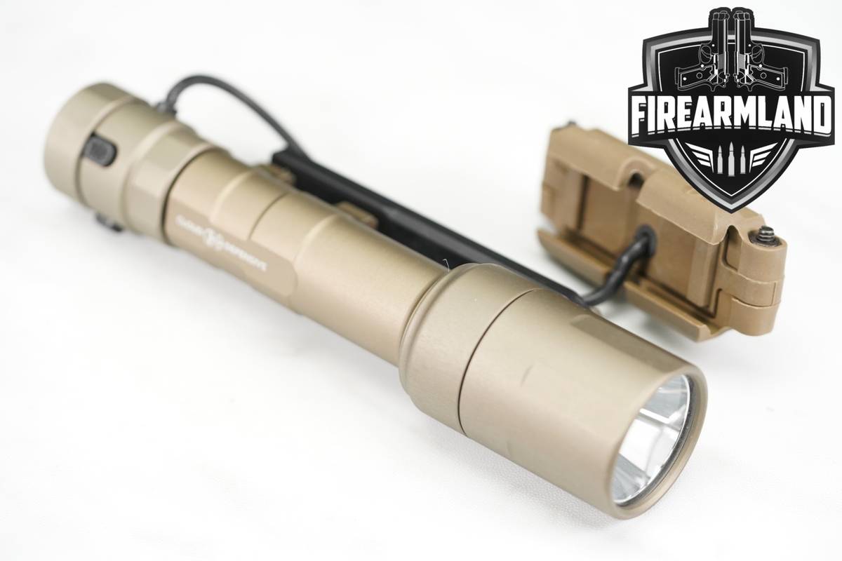 Cloud Defense REIN FDE 1250 Lumens & 100,000 Candela Weapon Light
