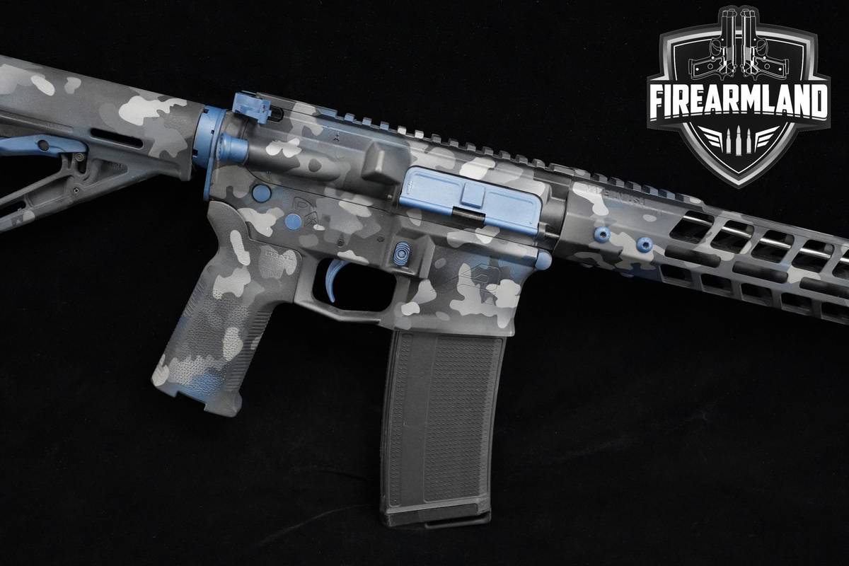 Aero Precision M4E1 5.56 NATO AR-15 AR15 AR Camo M4E1 AR-15-AR15 AR M4-E1