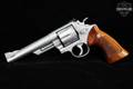 1980-1981 Smith & Wesson (S&W) Model 25-5 .45 Colt Stainless in Good Condition Image 2