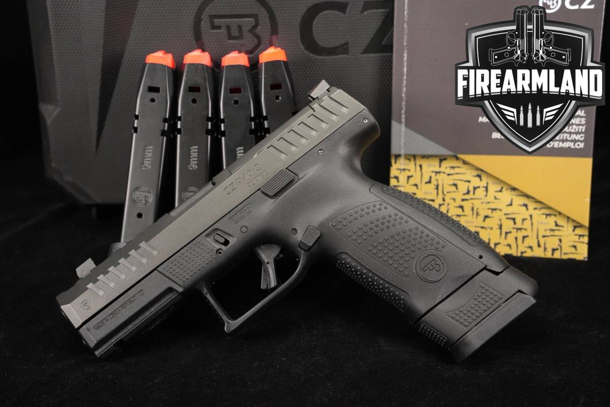 CZ P-10 C Ported, Optics-Ready 9mm 4.02" P10C 10C P10 +5 MAGS & ORIG BOX