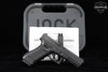 Glock G22 Gen4 .40 S&W Polymer in Good Condition Image 2