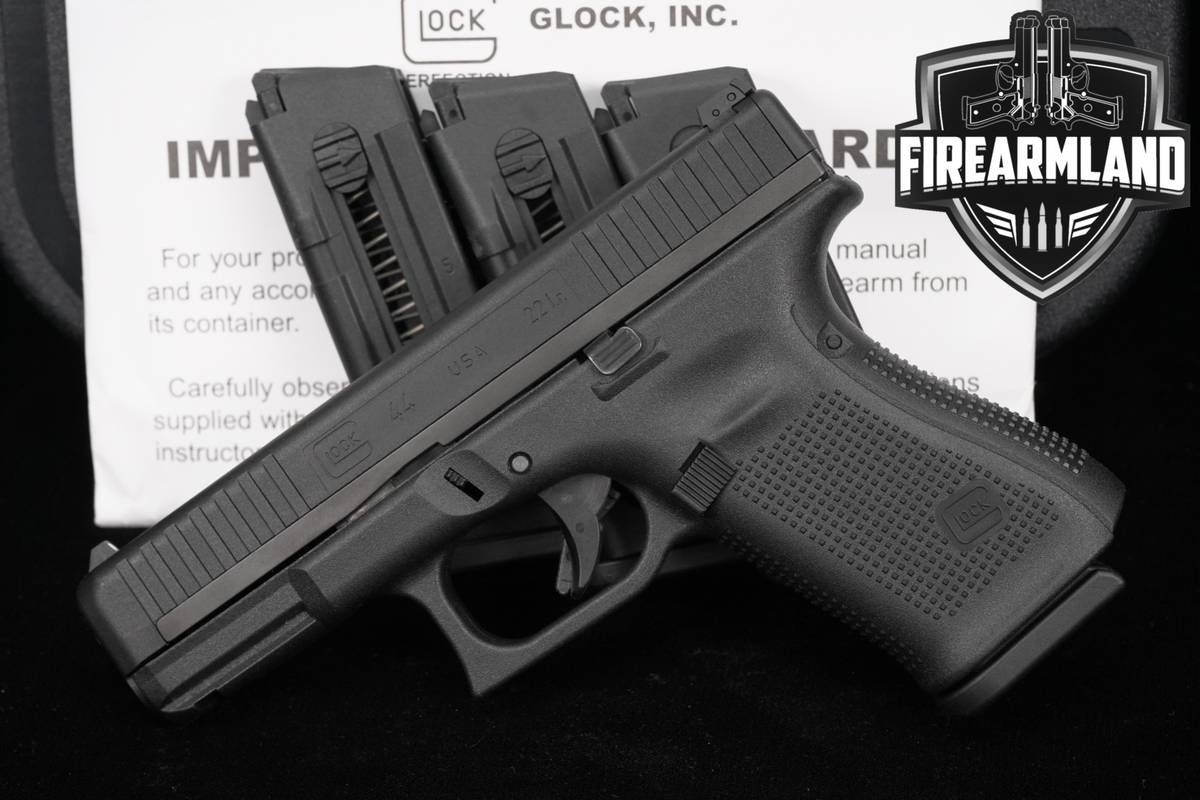 Glock 44 G44 22LR 4.02 +4 MAGS & ORIG CASE